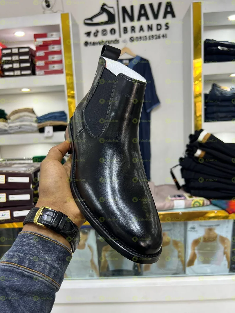 Half Chelsea Boots