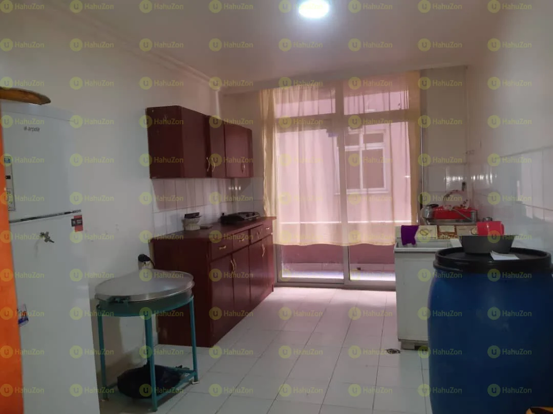 96 ካሬ የሚሸጥ አፓርታማ በአያት