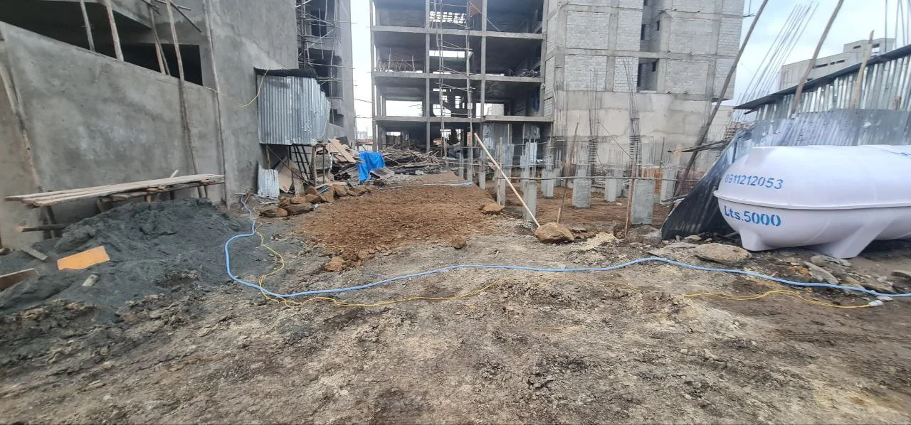 200 ካሬ የሚሸጥ አፓርታማ በአያት