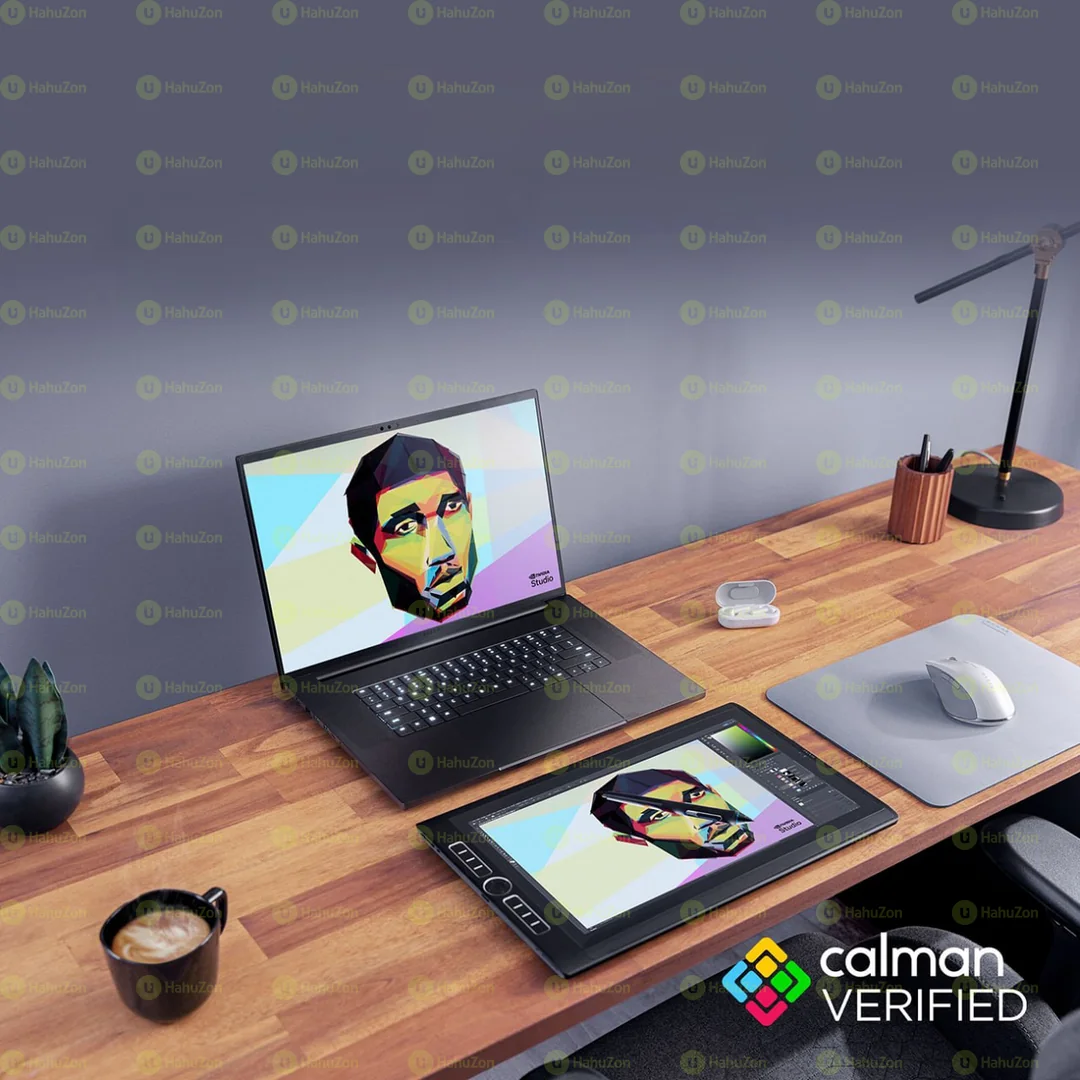 Razer Blade 18 Intel® Core™ i9-14900HX 2.4 GHz 14th Gen Laptop