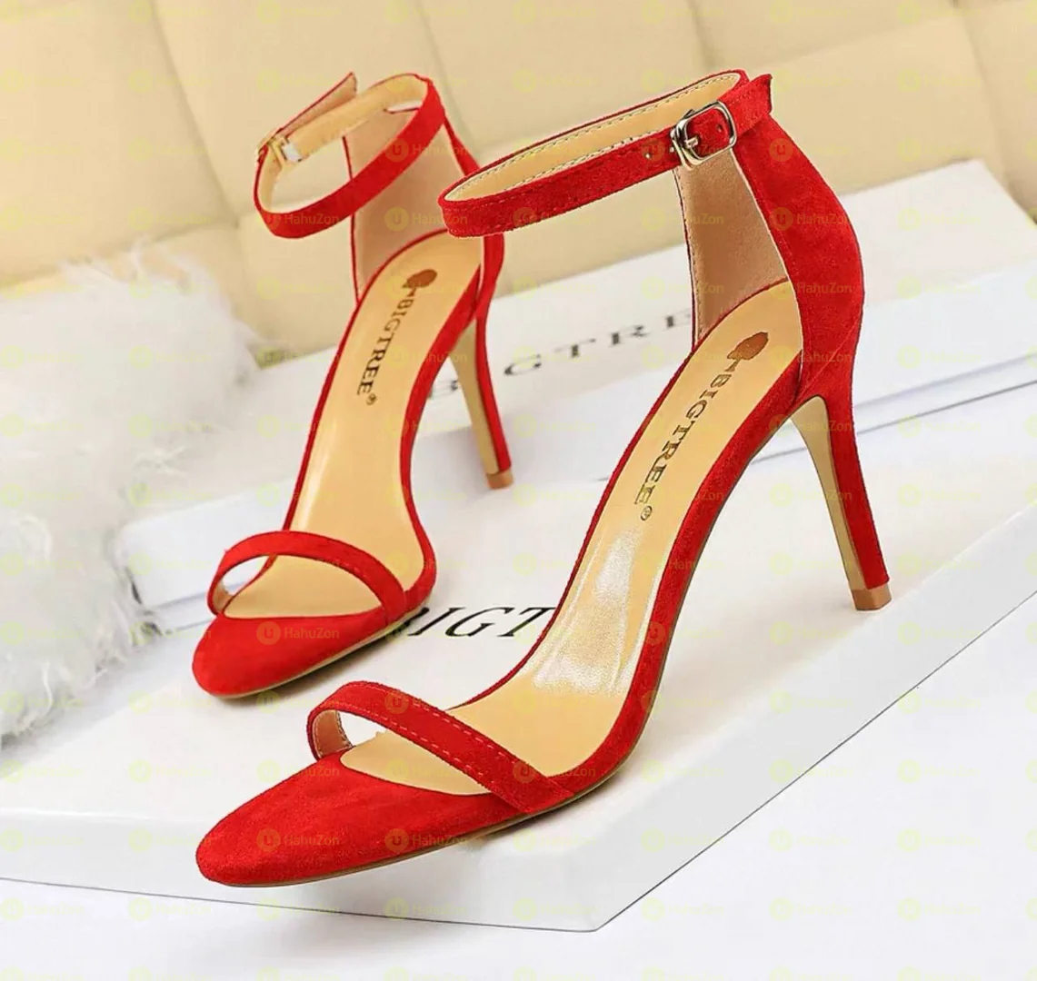 Beautiful Big Tree Shoes