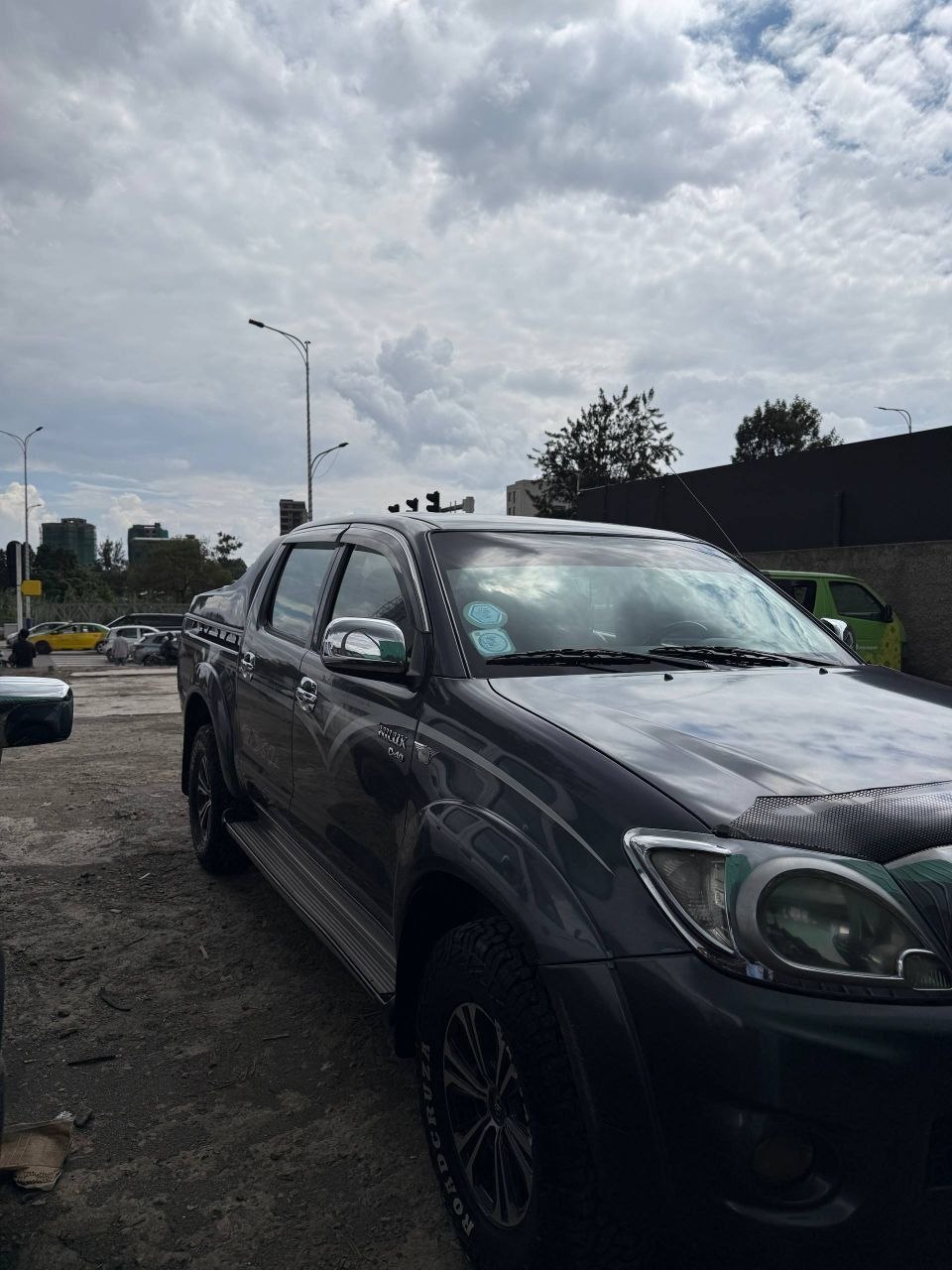 2010 Model-Toyota Hilux Double Cup