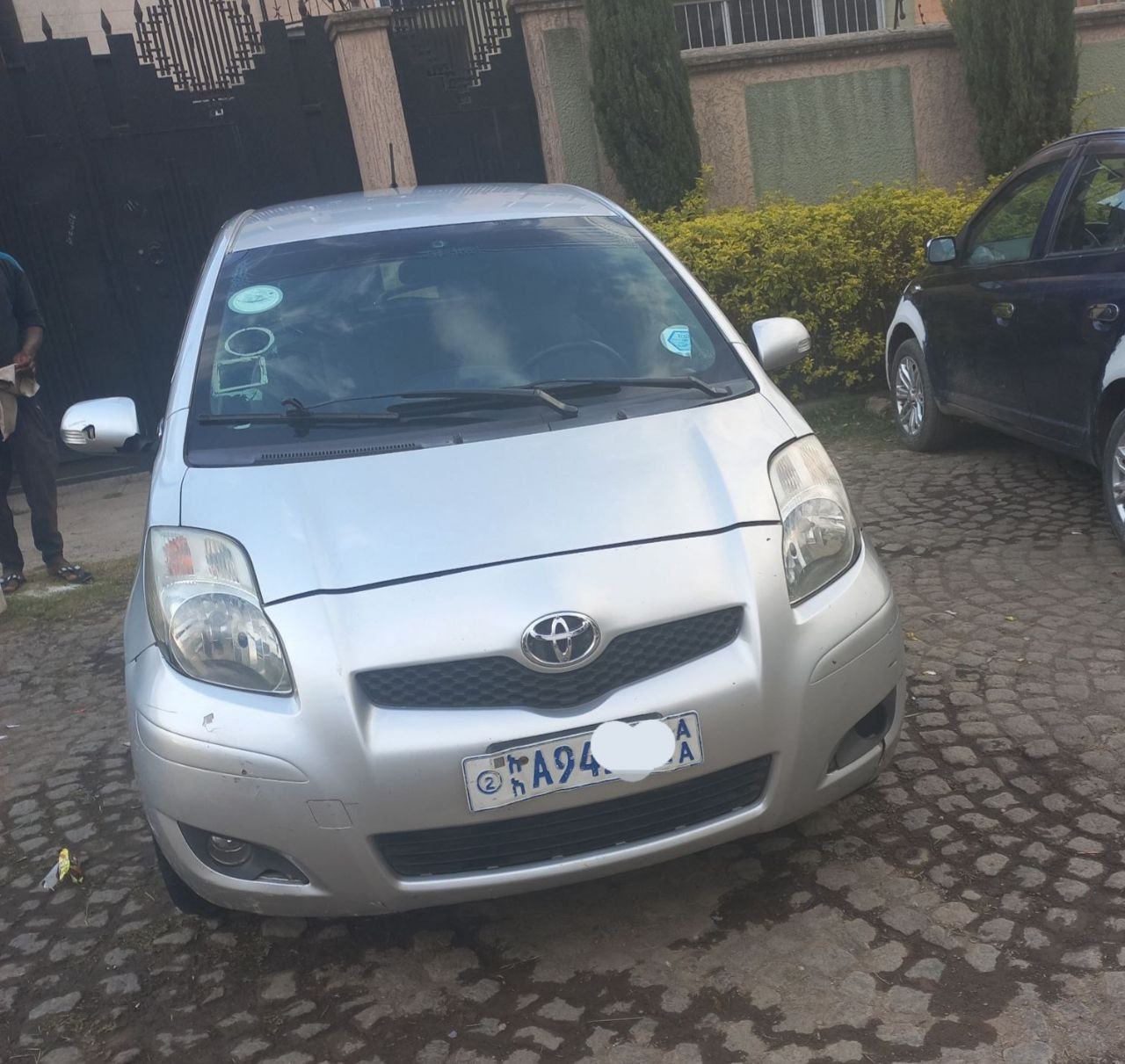 2010 Model-Toyota Yaris Compact