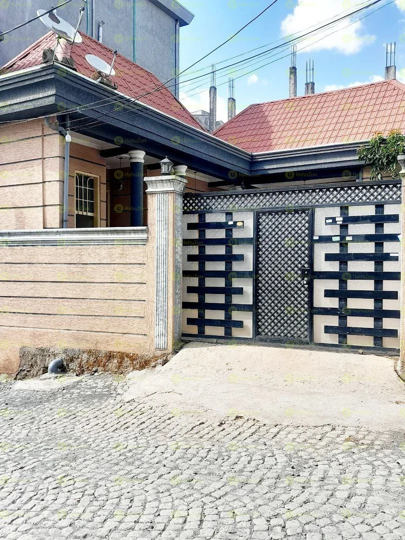 175 ካሬ የሚሸጥ ዘመናዊ ቪላ ቤት በአያት