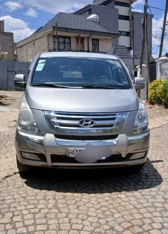 2015 Model-Hyundai Grand Starex