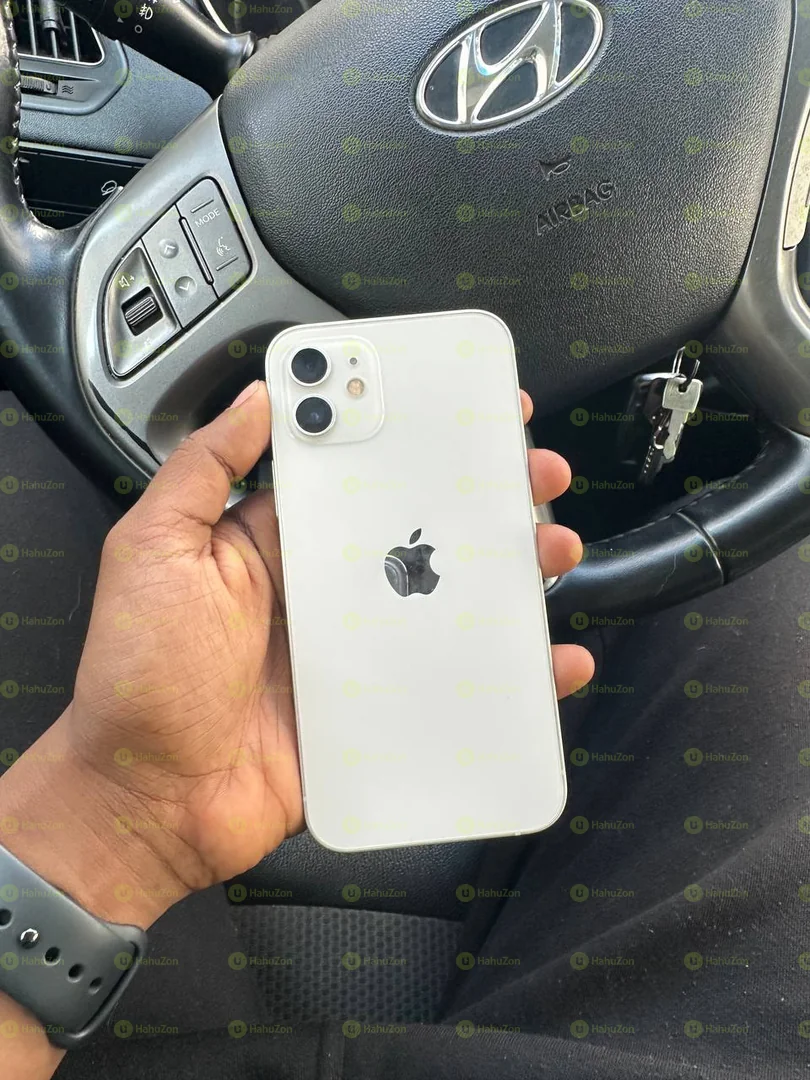 Apple iPhone 12