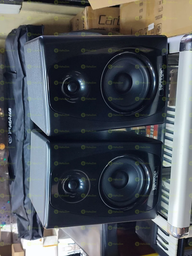 Behringer 5 Inch Studio Monitor