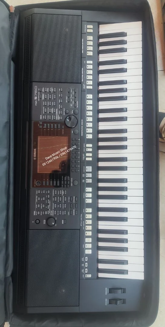 Yamaha Psr 750