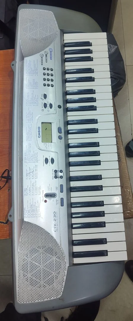 Casio CTK - 230 Training Type Keyboard