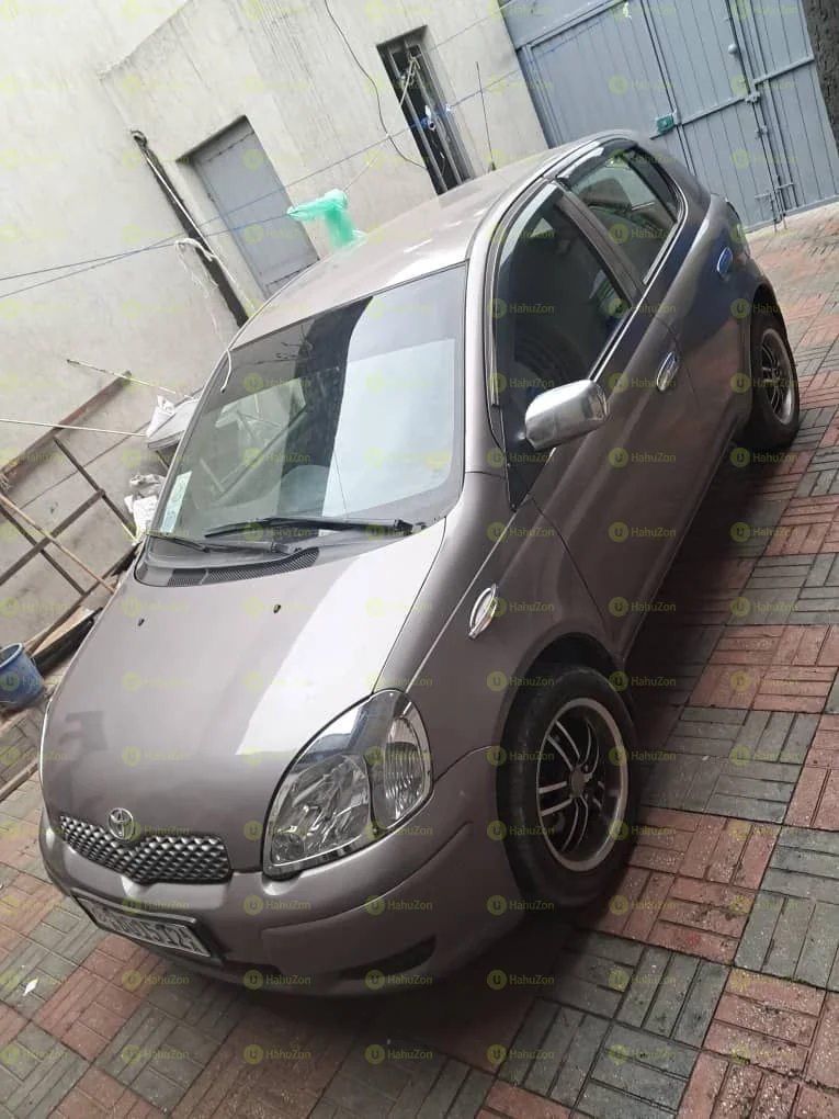 2003 Model-Toyota Vitz