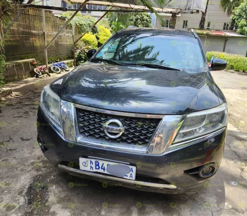 2013 Model-Nissan Pathfinder