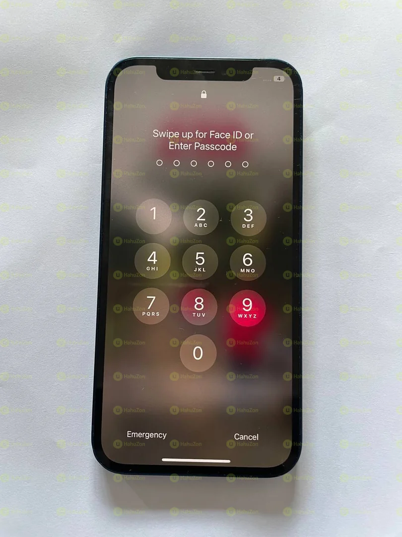 Apple iPhone 12
