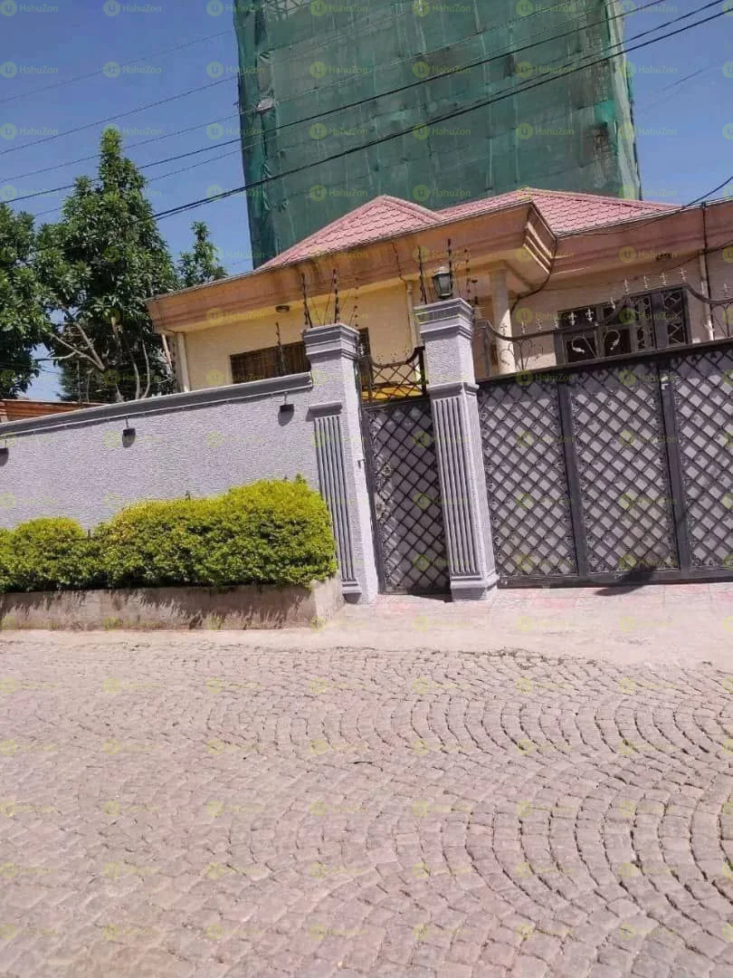 250 ካሬ የሚሸጥ ቪለ ቤት በወሰን አካባቢ
