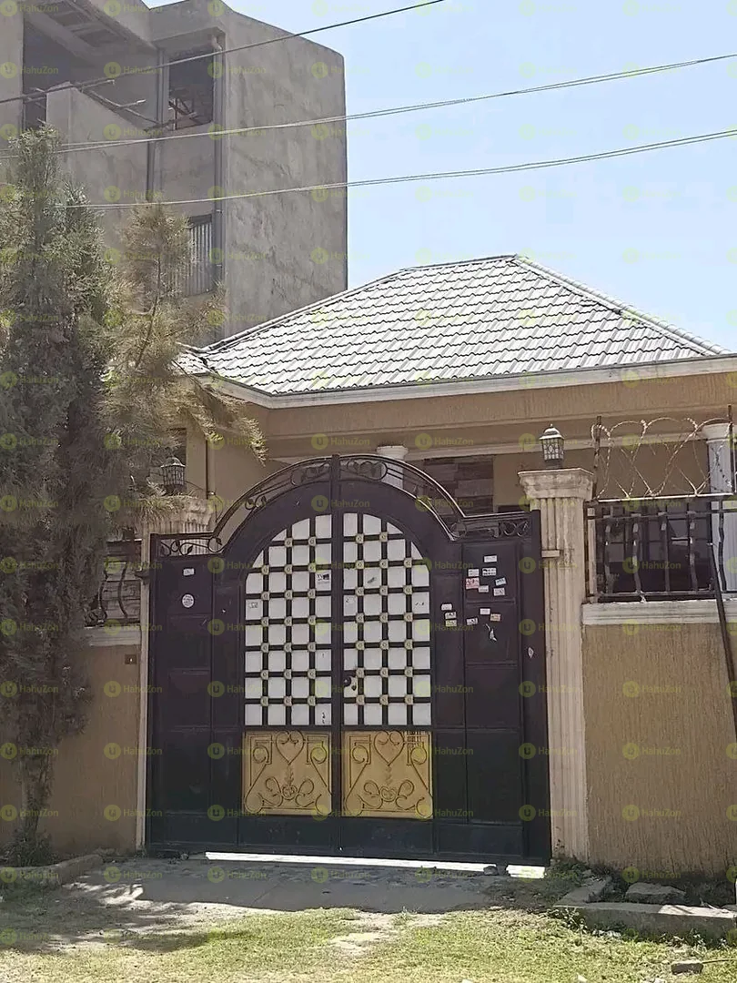 200 ካሬ የሚሸጥ ቪላ ቤት በአያት