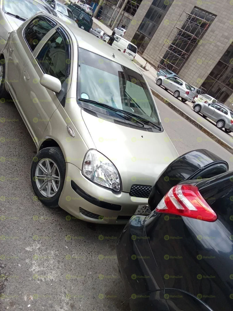 2002 Model-Toyota Vitz