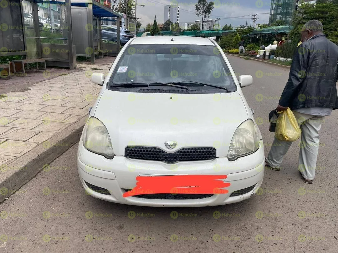 2002 Model-Toyota Vitz