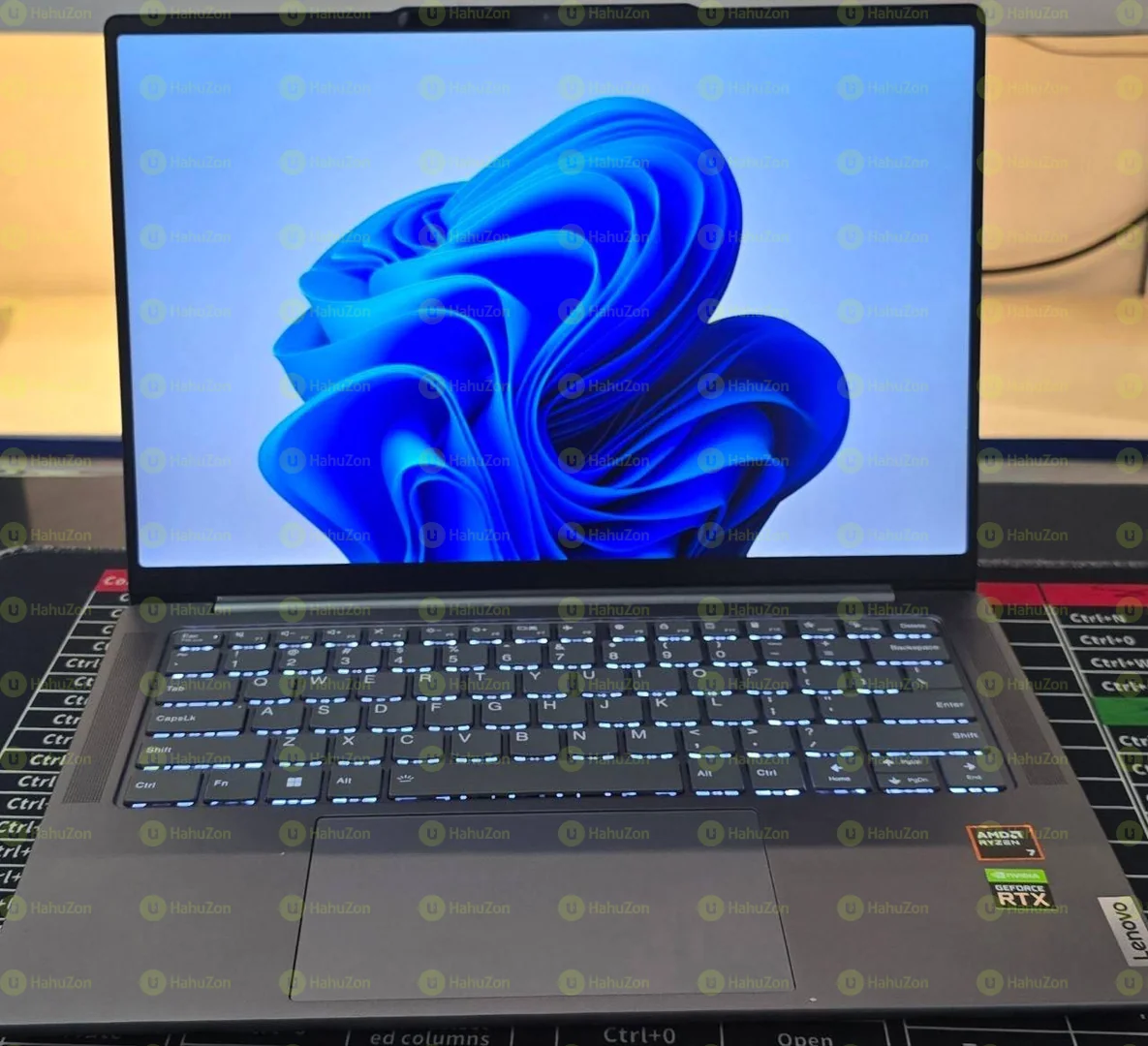 Lenovo Yoga Pro7 14s
