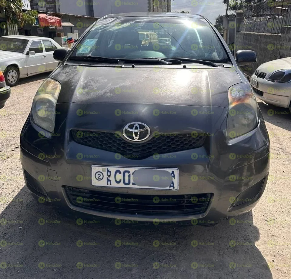 2009 Model-Toyota Yairs Compact