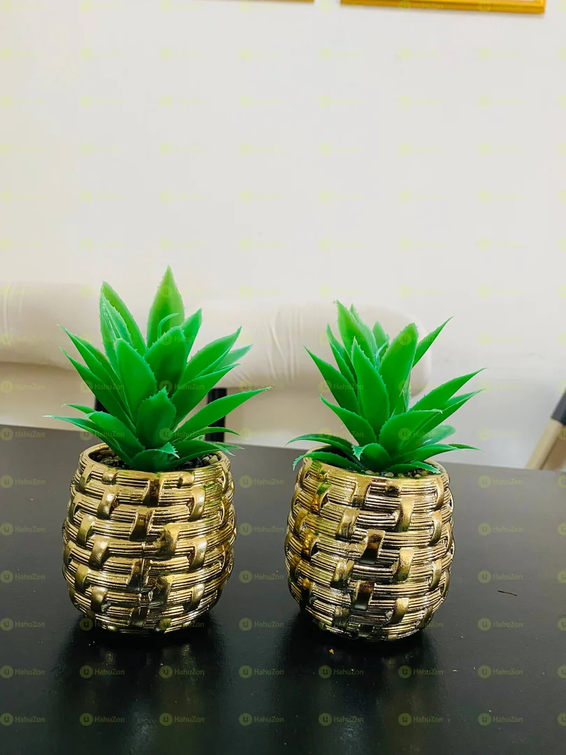 Ceramic Mini Vase