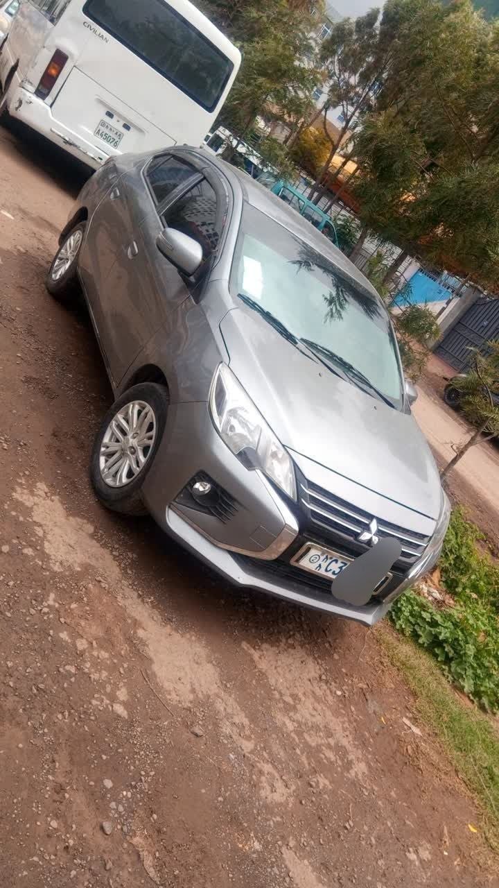 2022 Model-Mitsubishi Attrage Real