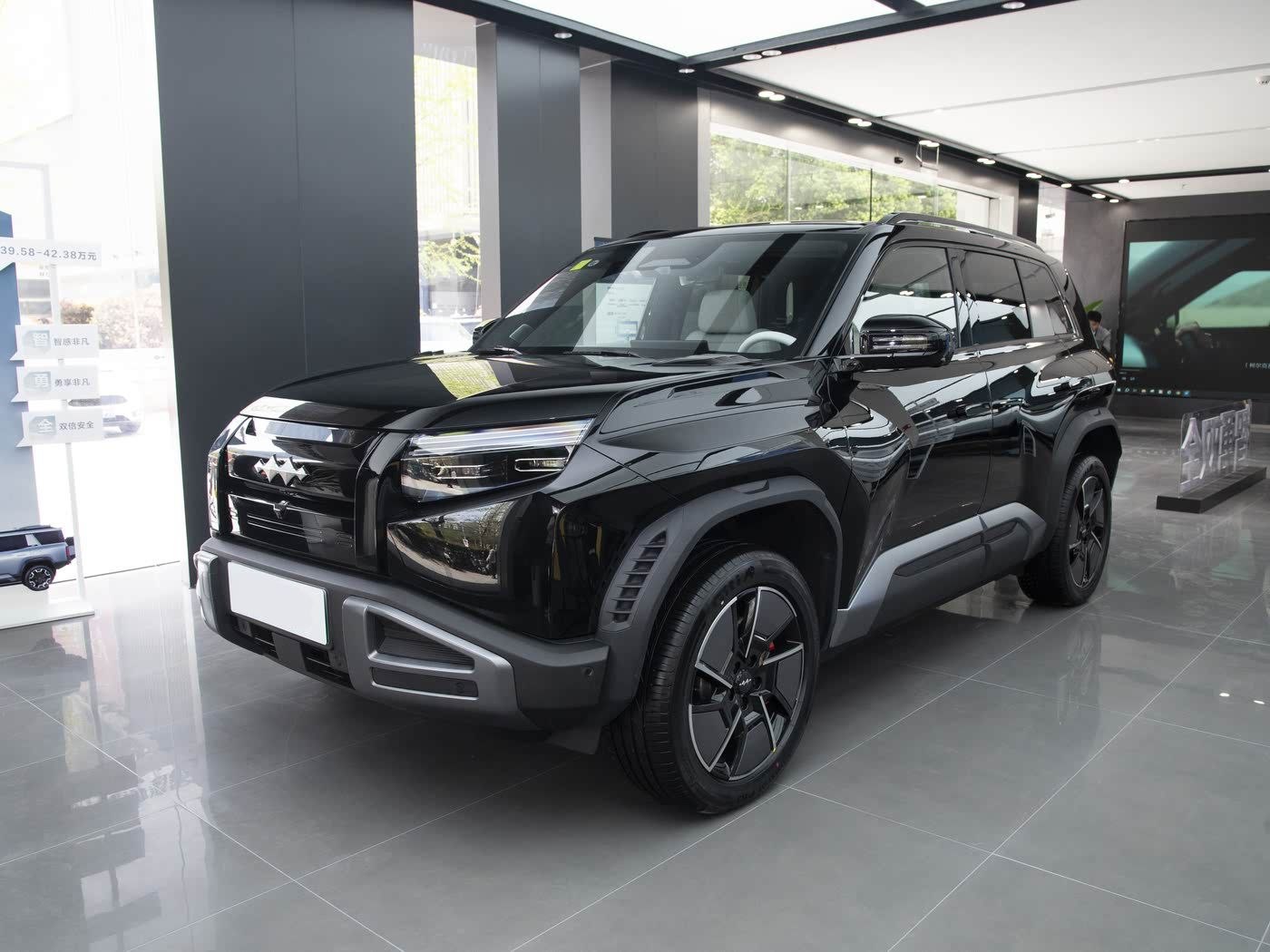 2025 Model-BYD Leopard 3