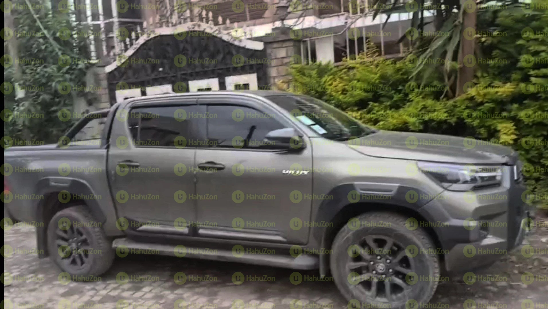 2022 Model-Toyota Hilux Invincible