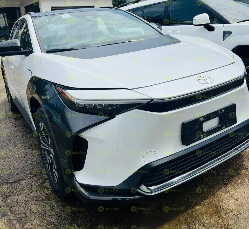 2014 Model-Toyota Bz4x 2WD