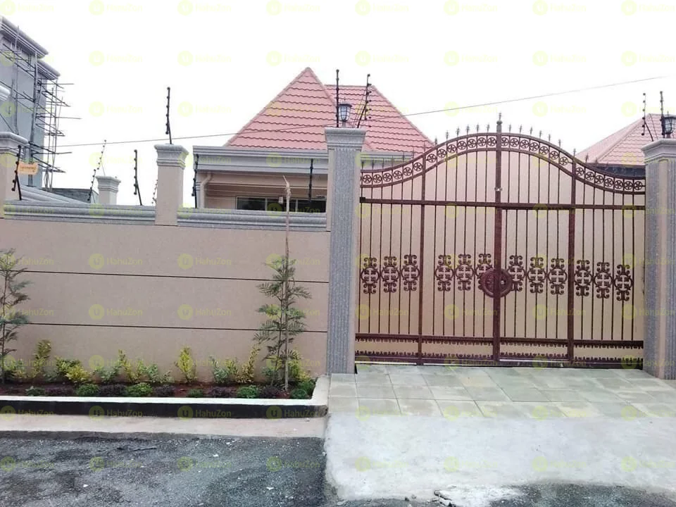 270 ካሬ የሚሸጥ ቪላ ቤት በሰሚት