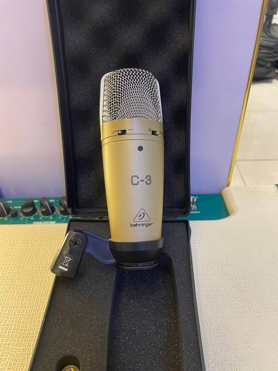 Behringer c3 Studio Mic