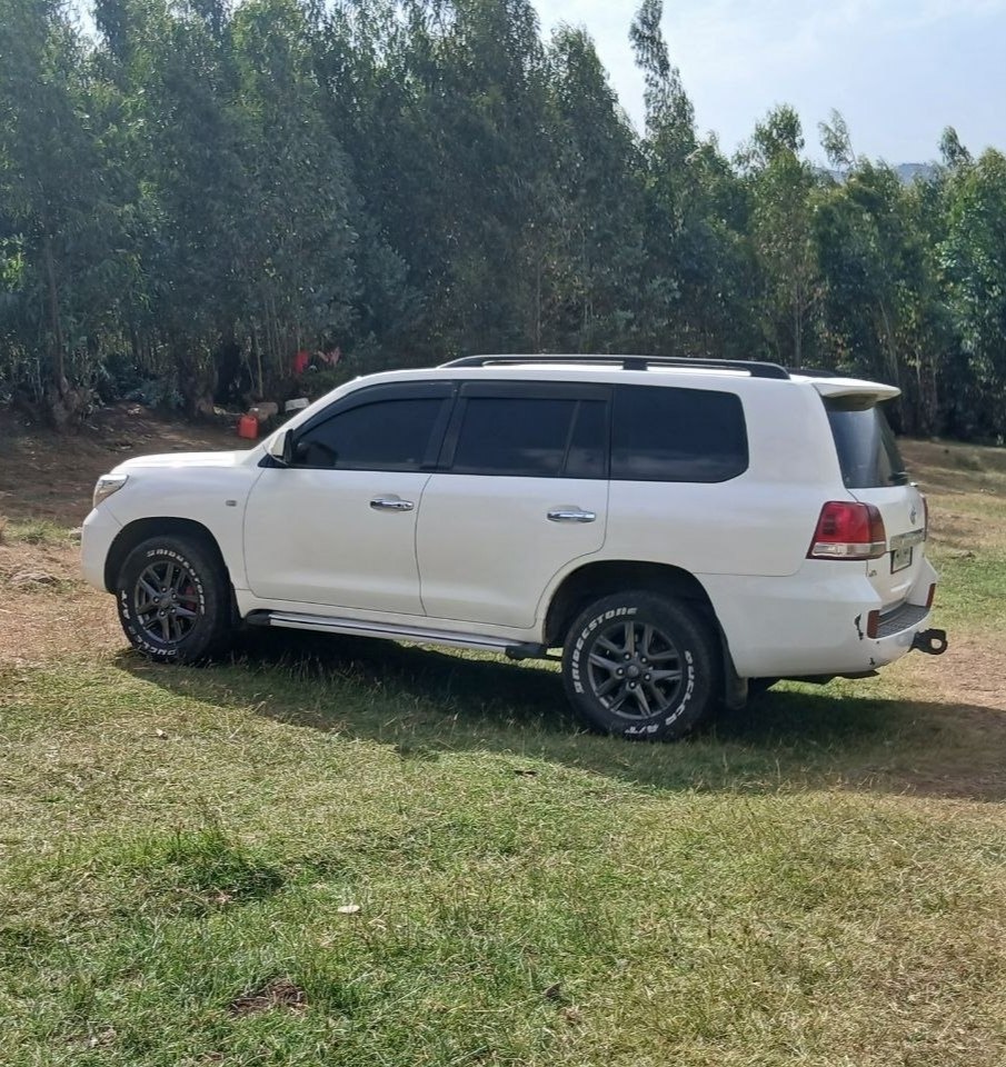 2008 Model-Toyota Landcruiser GXR
