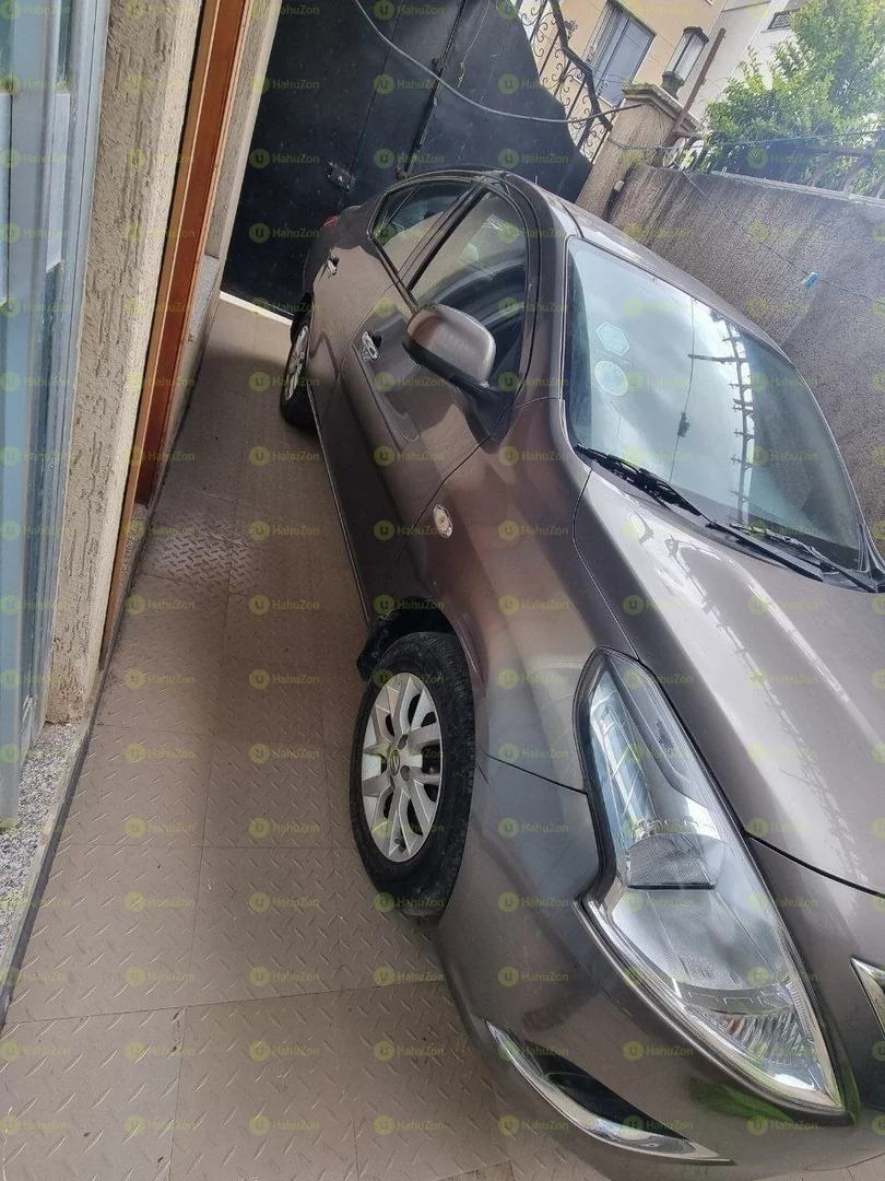 2017 Model-Nissan Almera