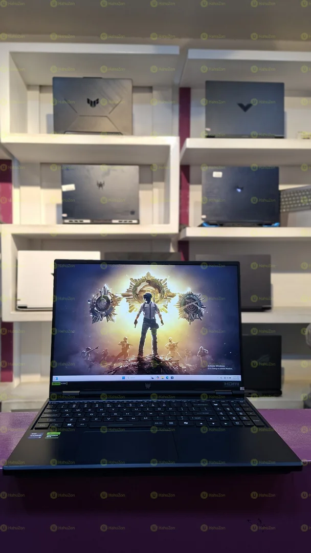 Acer Predator PHN 16 Core i9 14th Gen Gaming Laptop