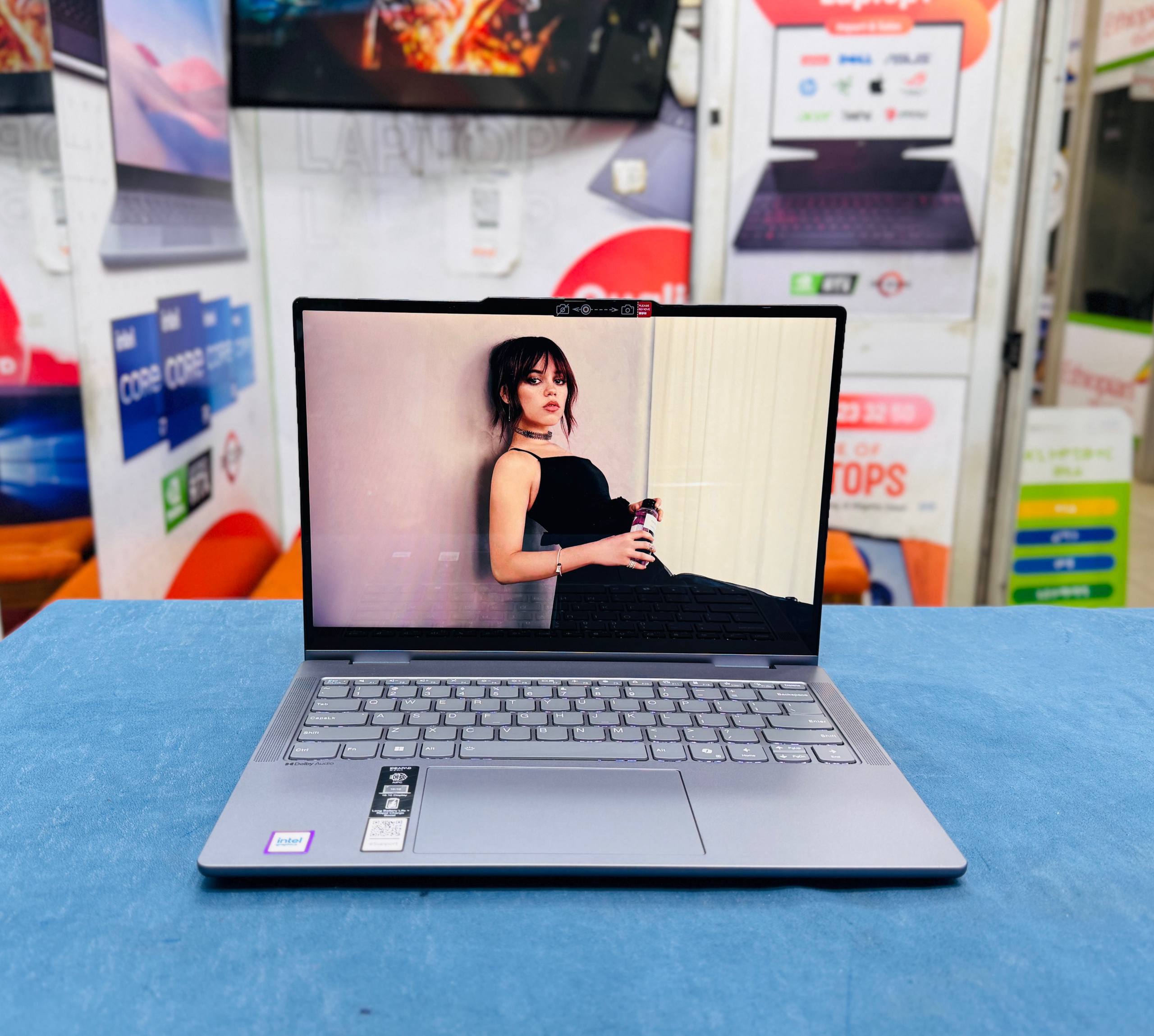 Lenovo IdeaPad 5 2-in-1 14IAL10 15th Generation Laptop