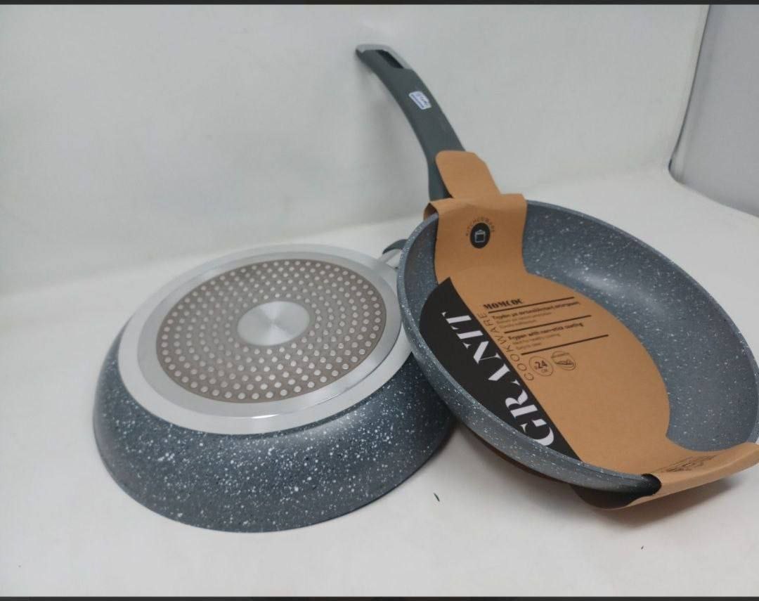 Momcoc Fry Pan
