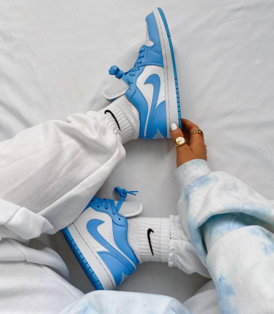 Jordan 1 Low Unc Women's Shoes
