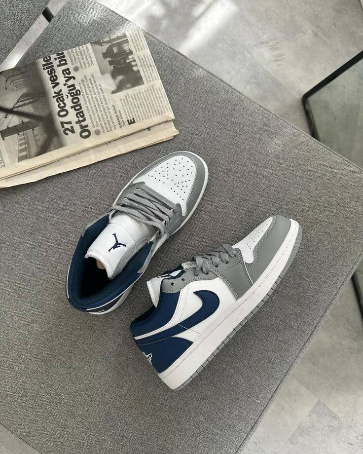 Louis Vuitton Men's Shoes