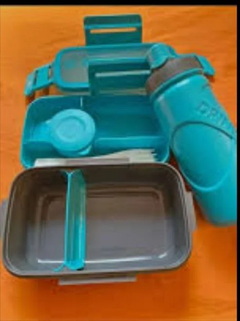 Two Colors Lunch Box and Water