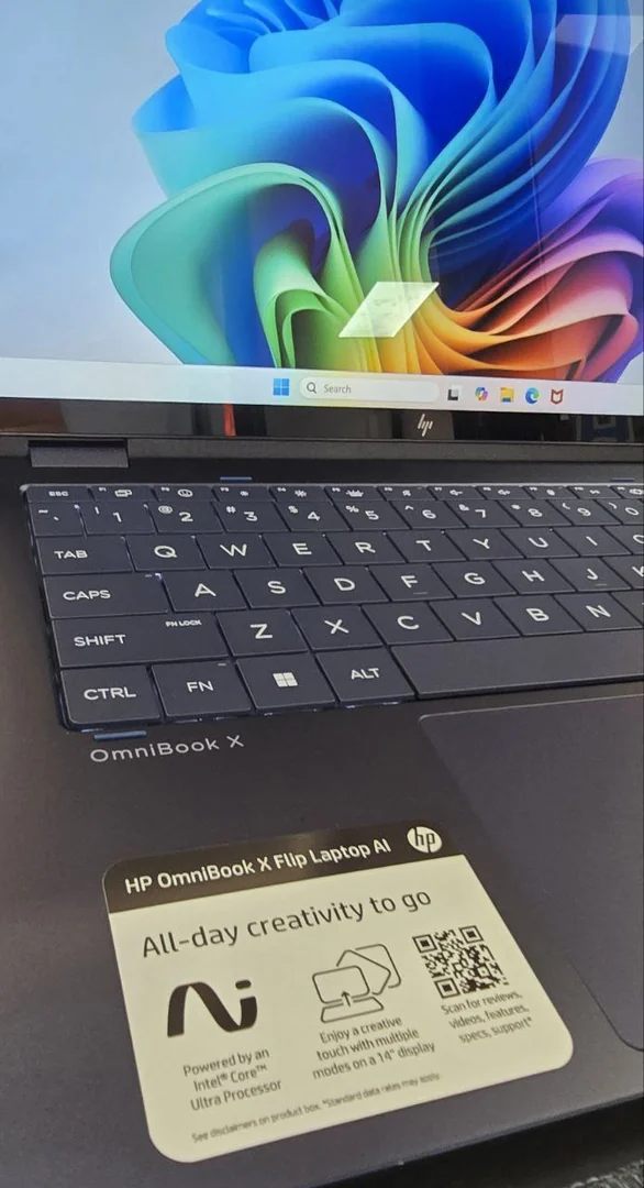 Omnibook x Flip x360 2 -in -1 15th Generation Laptop