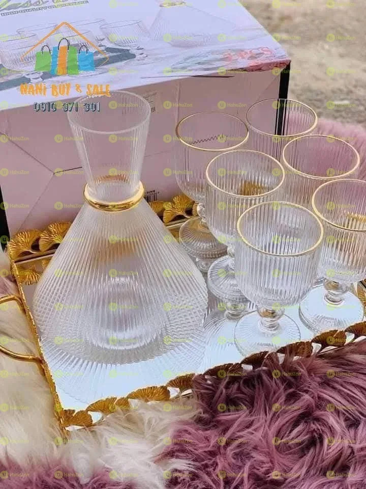 Ribbed Glassware Set