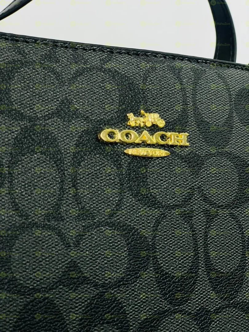 Coach New York Women's Hand Bag