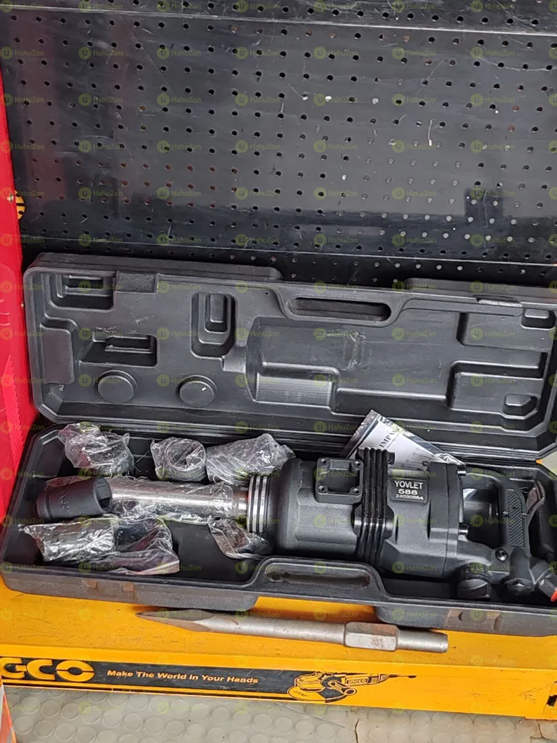 በንፋስ የሜሰራ የጎማ መፍቻ