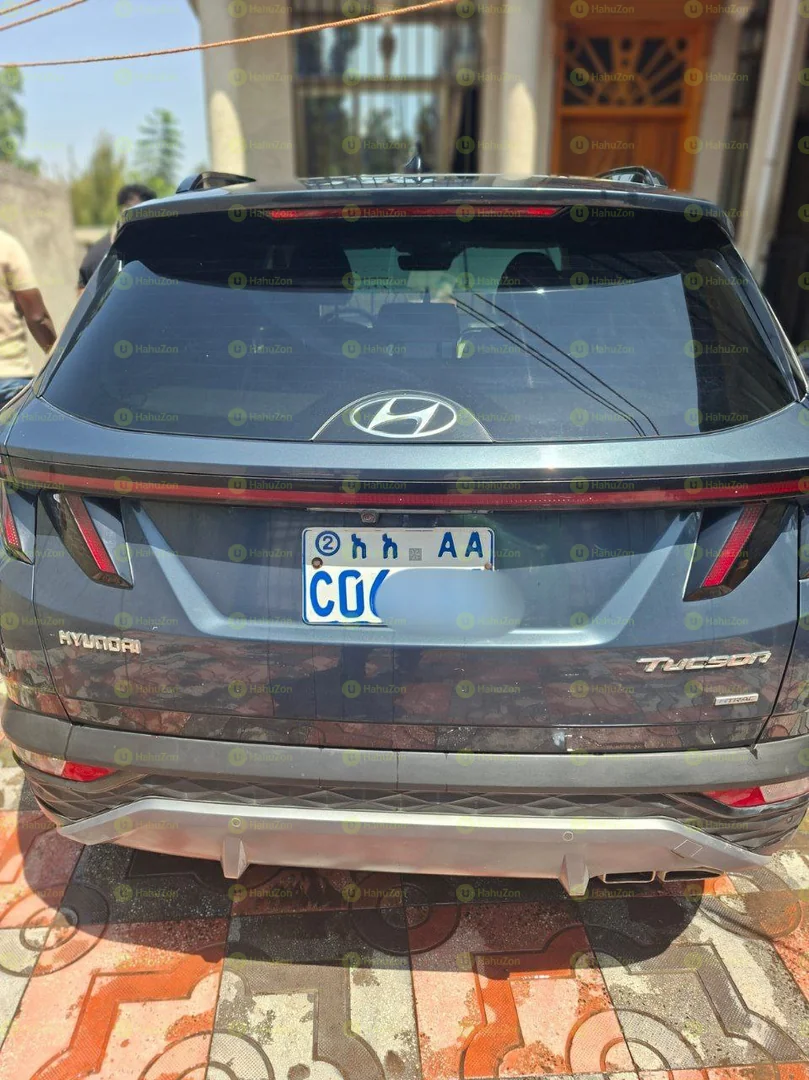 2021 Model-Hyundai Tucson Hybrid