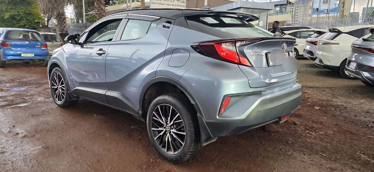 2020 Model-Toyota Ch-R