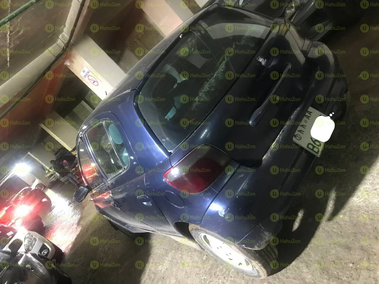 2001 Model-Toyota Vitz