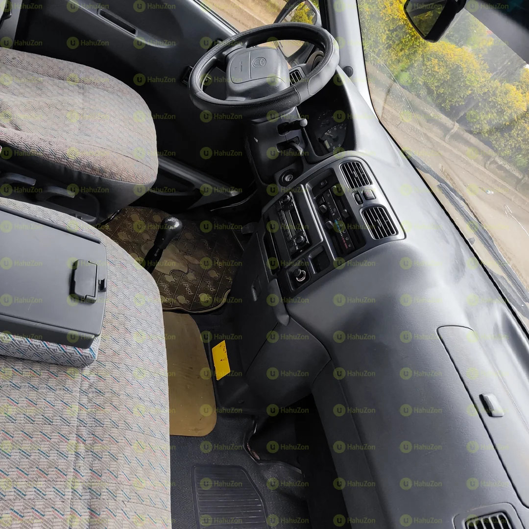 2008 Model-Toyota Hiace Dolphin