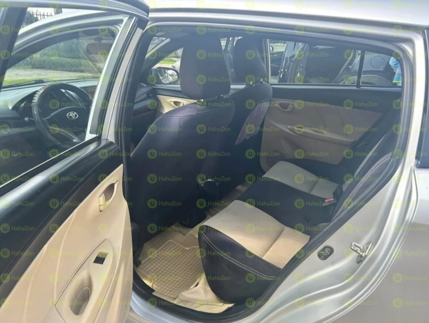 2015 Model-Toyota Yaris Compact