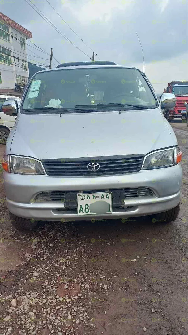 2004 Model- Toyota Hiace Dolphin