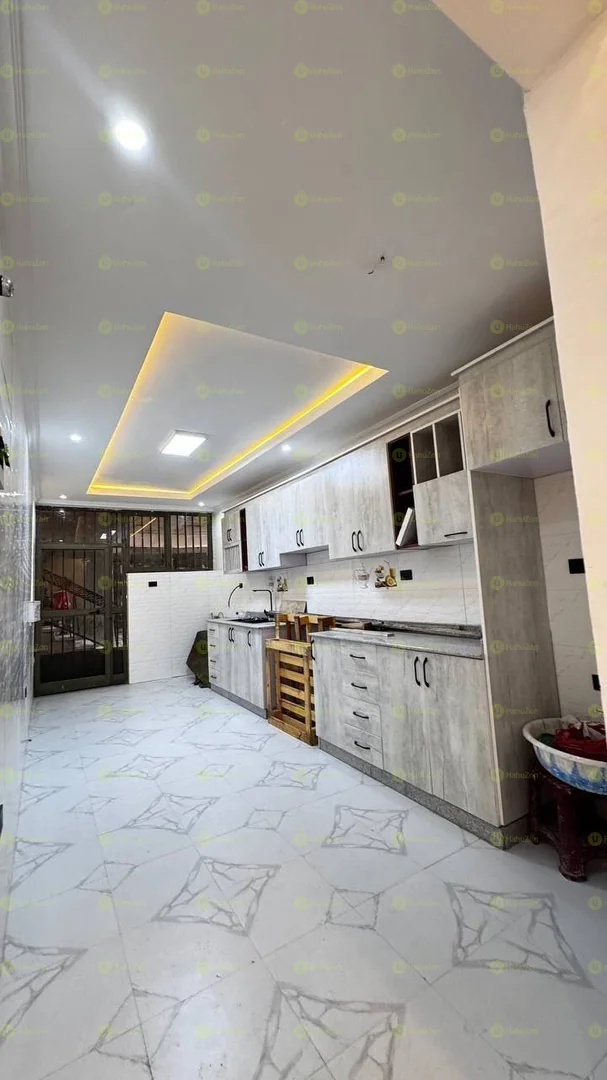 180 ካሬ የሚሸጥ አፓርትመንት በአያት ኖህ እሪል እስቴት