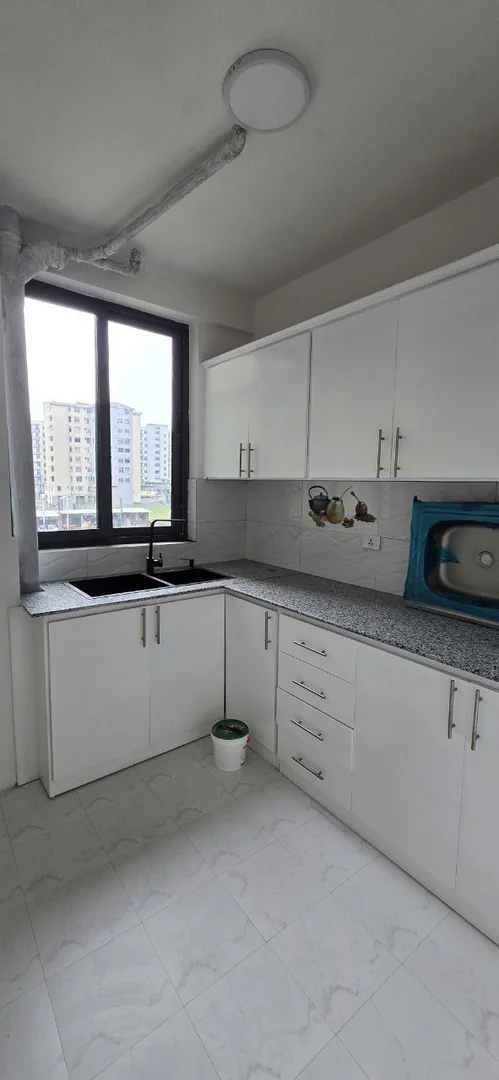 83 ካሬ የሚሸጥ40/60 ኮንደሚንየም በአያት 49