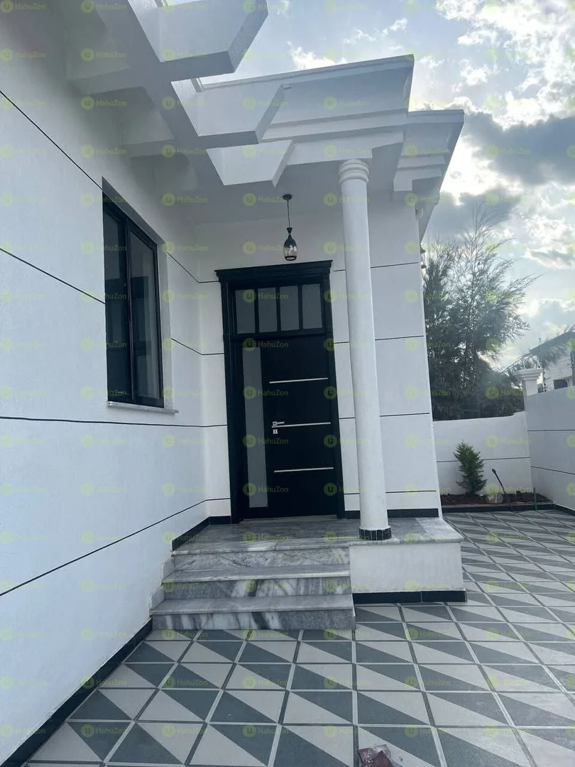 250 ካሬ የሚሸጥ ቪላ ቤት በጣፎ